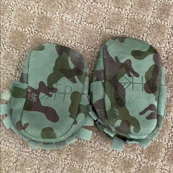 Freshly Picked camo size 2 - Picture 5 of 5